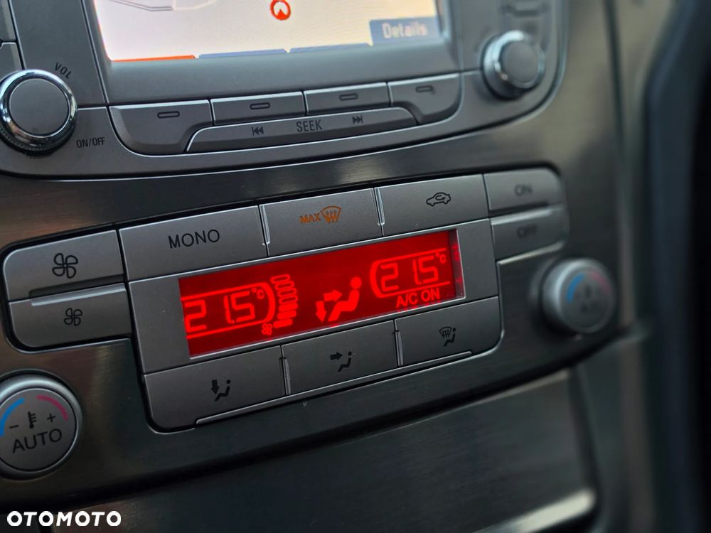 Ford Mondeo - 23