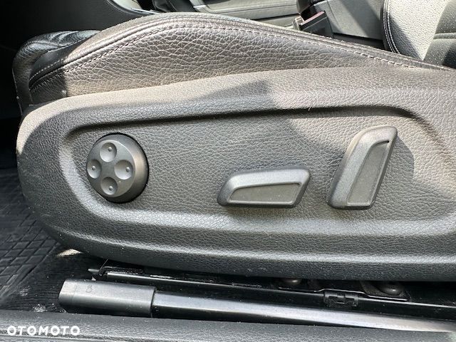 Volkswagen Passat CC 2.0 TSI DSG - 9