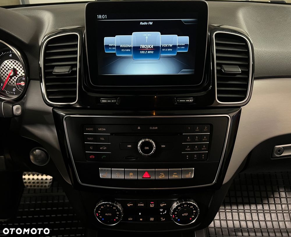 Mercedes-Benz GLE 250 d 4-Matic - 32