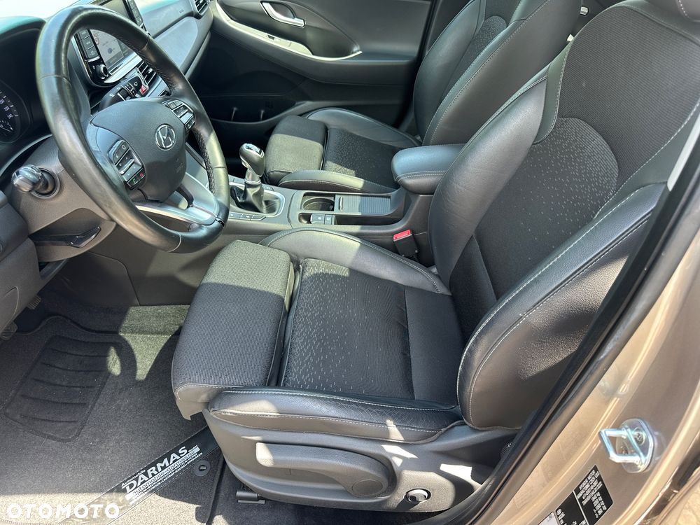 Hyundai i30 1.4 T-GDI YES!+ - 23