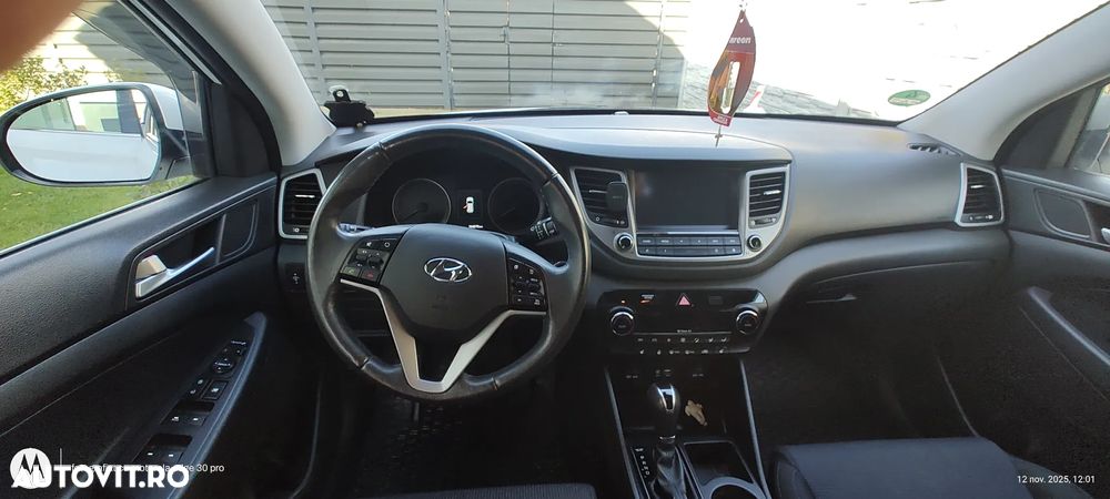 Hyundai Tucson 2.0 CRDI 4WD Automatik Style - 6