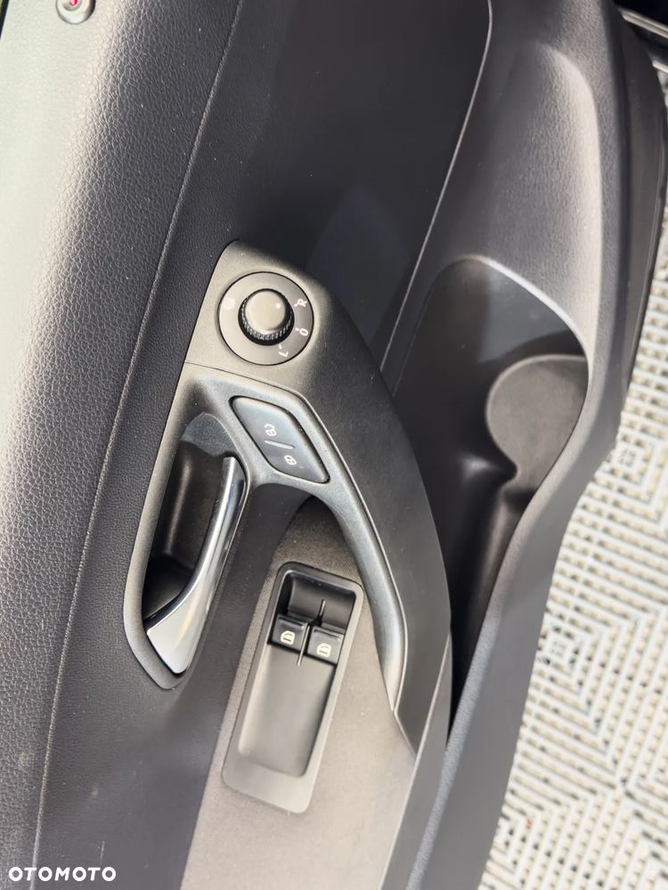 Volkswagen Polo 1.2 Life - 29