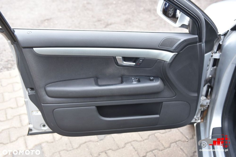 Audi A4 Limousine - 12