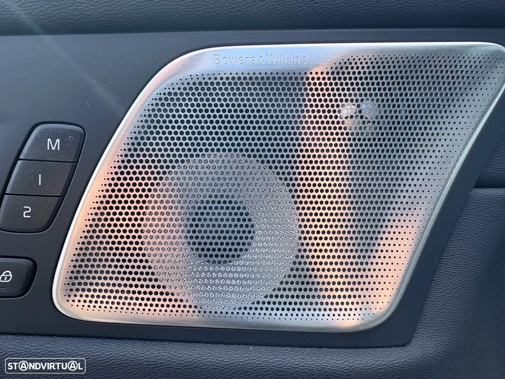 Volvo XC 60 2.0 T8 PHEV Ultimate Dark AWD - 9