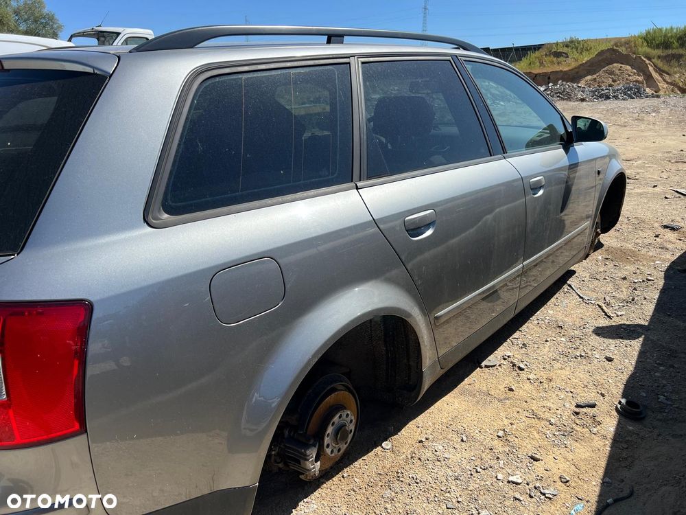 Audi A4 B6 (LY7Q) części maska zderzak błotnik drzwi klapa deska fotele lampa - 8