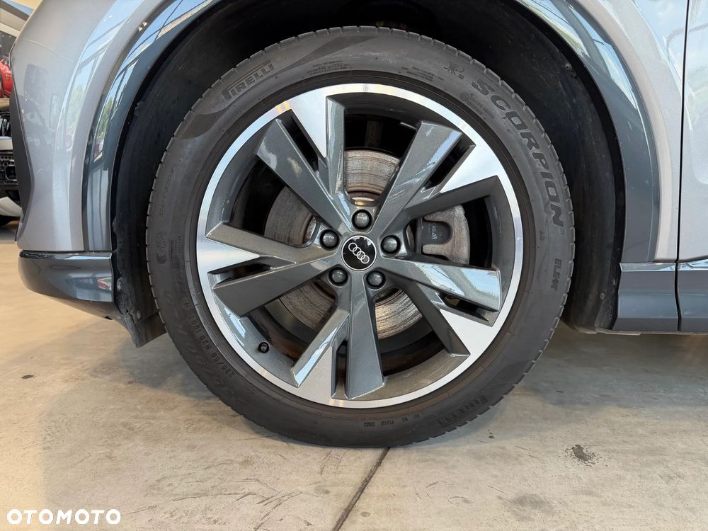 Audi Q4 e-tron 50 77kWh Quattro S Line - 11