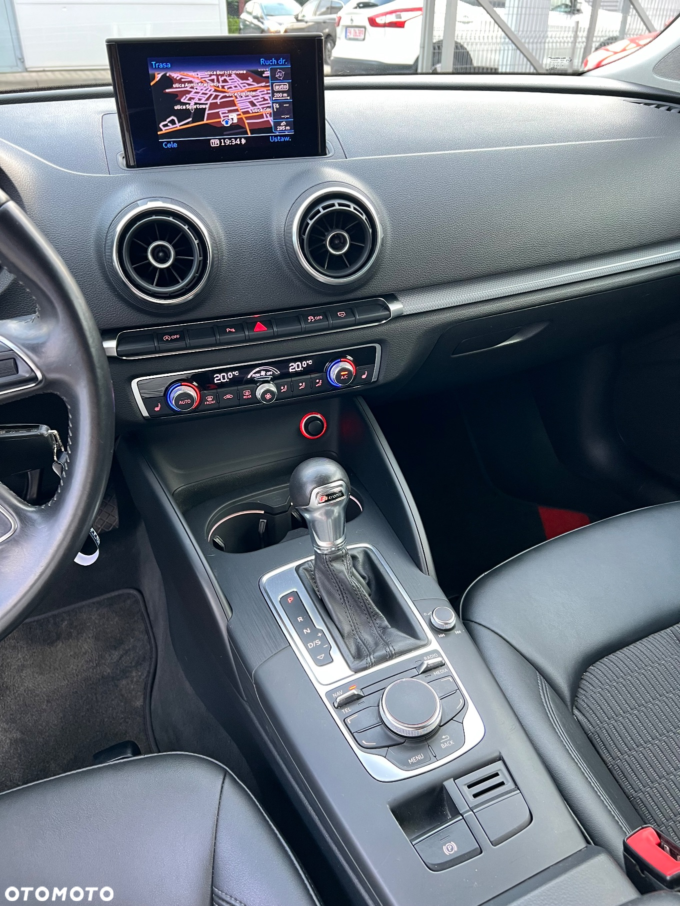 Audi A3 2.0 TDI (clean diesel) S tronic Attraction - 13