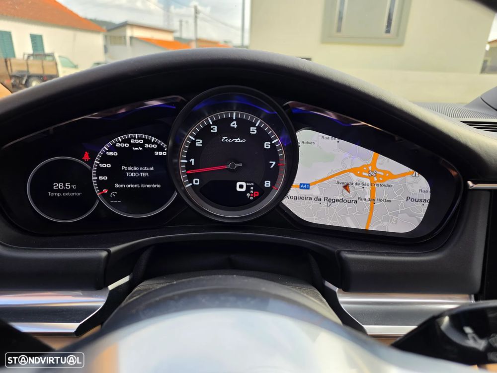 Porsche Panamera Turbo - 18