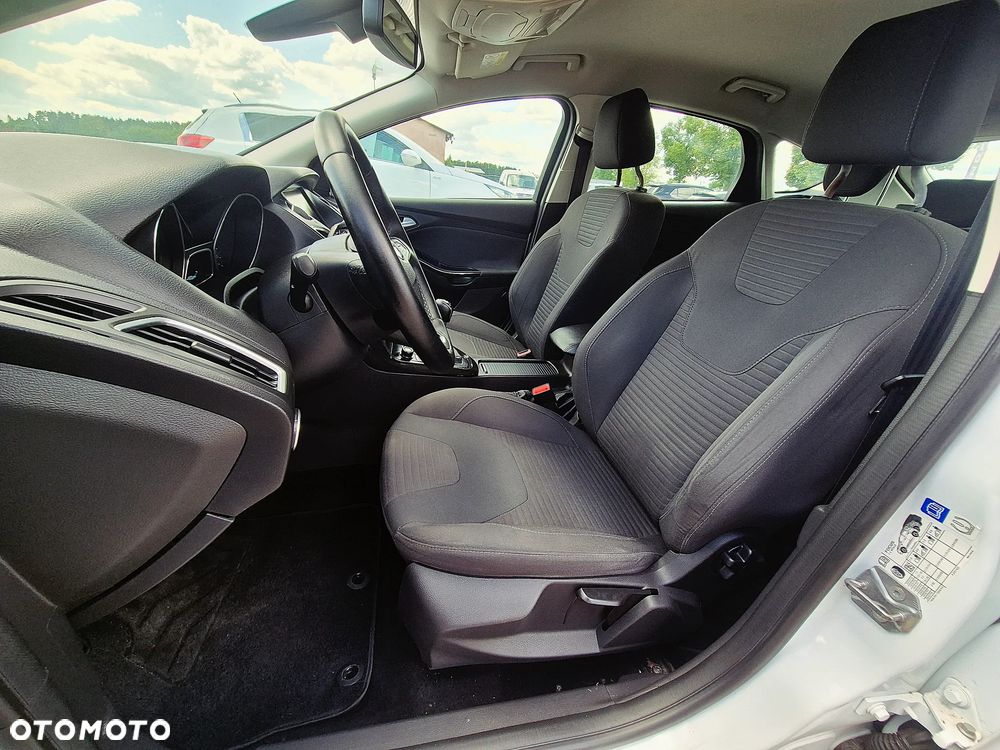 Ford Focus - 20