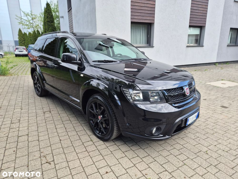 Fiat Freemont 2.0 Multijet Black Code AWD - 3