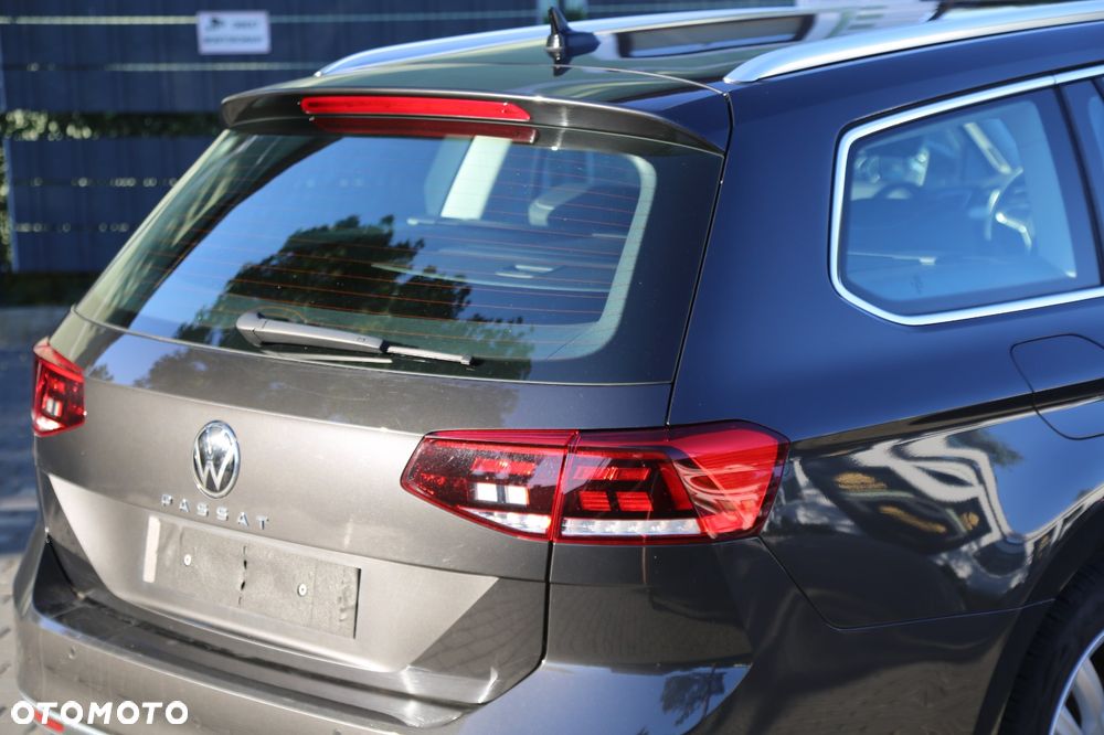 Volkswagen Passat 1.5 TSI OPF DSG Elegance - 10