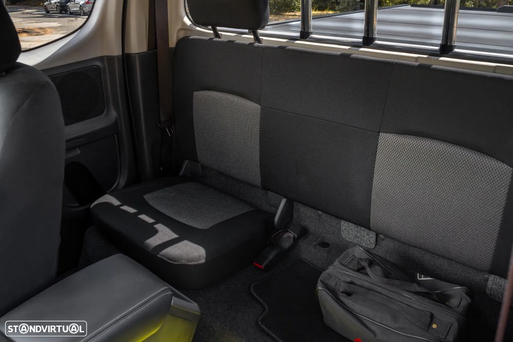 Mitsubishi L200 2.3 DI-D Club Invite Strakar Look 4WD - 21