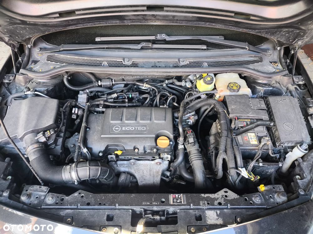Opel Astra 1.4 T Enjoy - 17