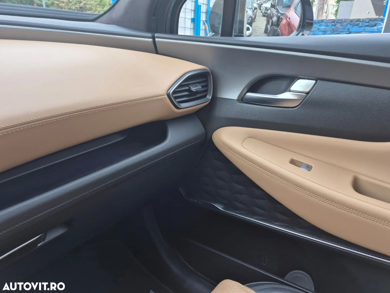 Hyundai Santa Fe 1.6 l 252 CP 4WD 6AT PHEV Luxury - 26