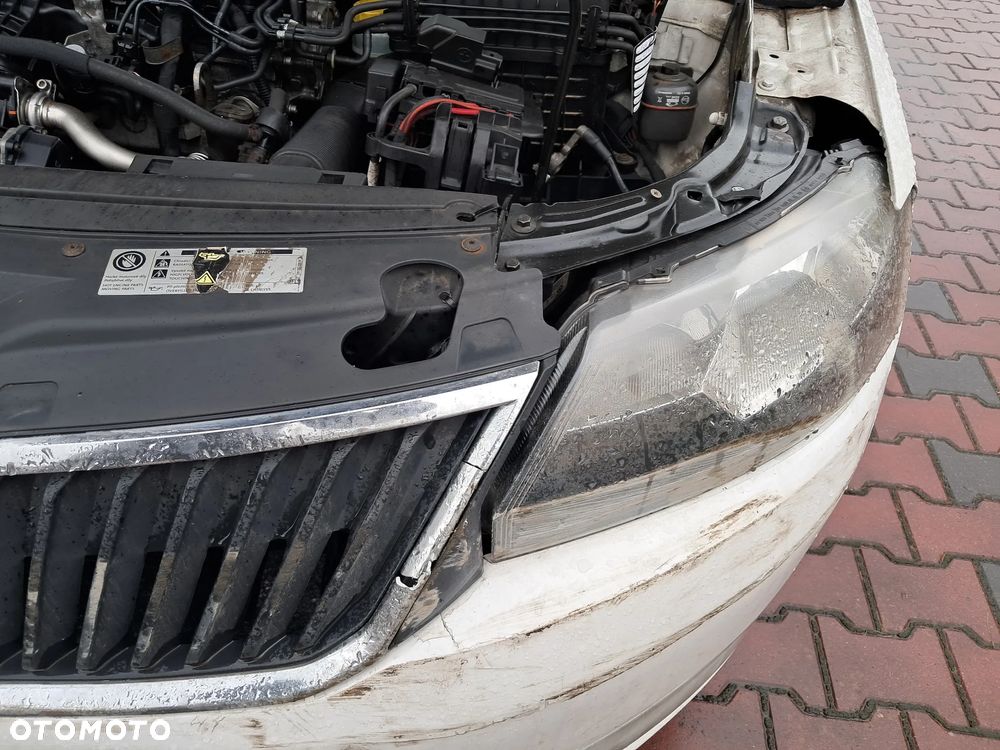 Skoda RAPID 1.6 TDI DPF Ambition Max - 7