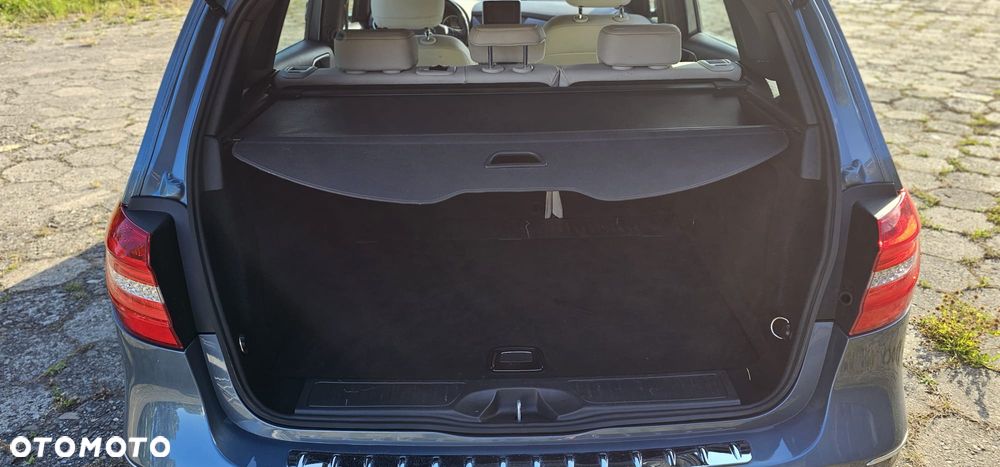 Mercedes-Benz Klasa B 180 BlueEFFICIENCY Edition Style - 4