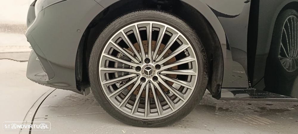 Mercedes-Benz A 250 e - 17