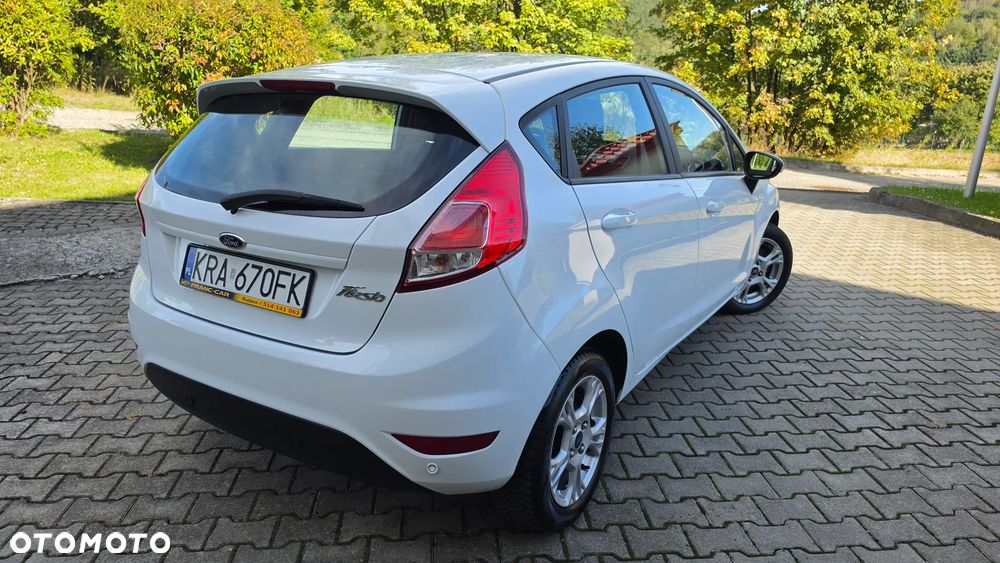 Ford Fiesta 1.25 Champions Edition - 33