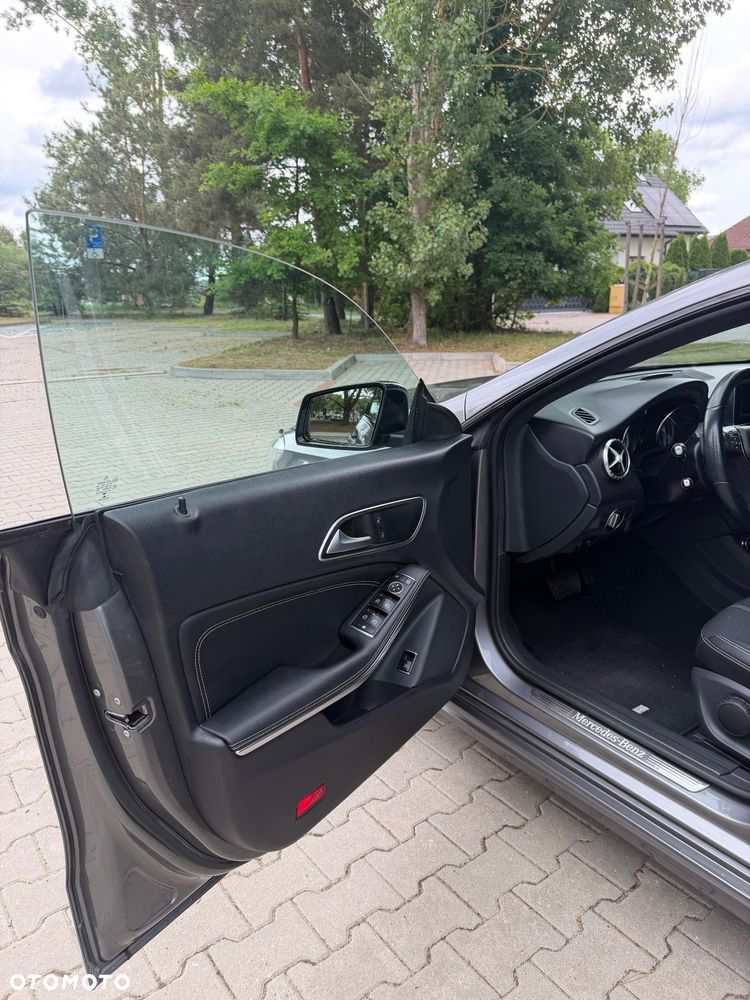 Mercedes-Benz CLA - 6
