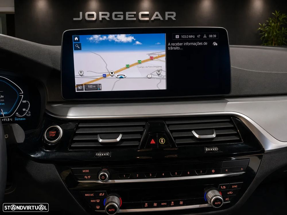 BMW 520 e Line Luxury - 8