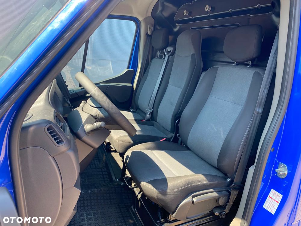 Renault MASTER Furgon L2H2 - 24