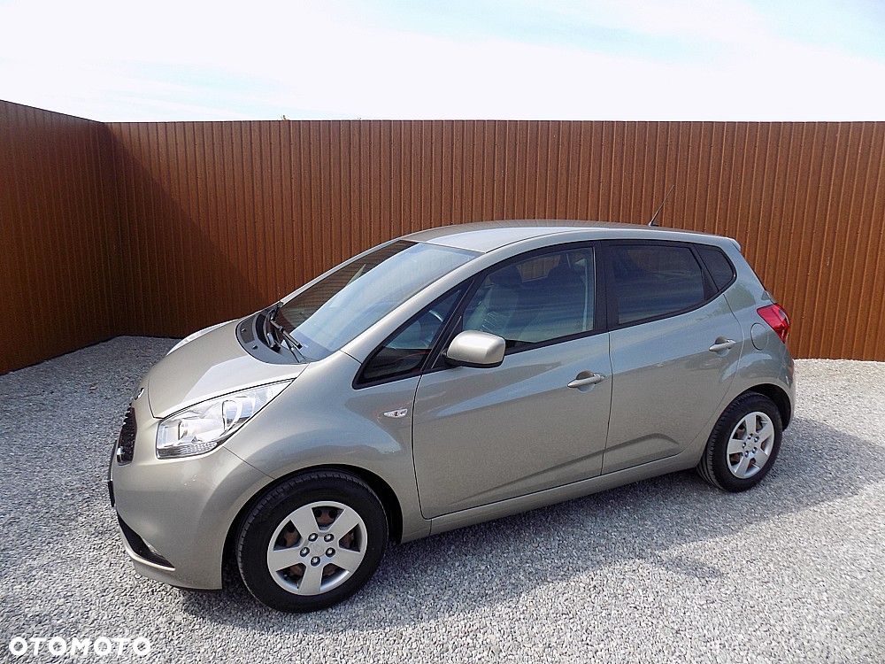 Kia Venga 1.4 CRDi 90 Vision - 23