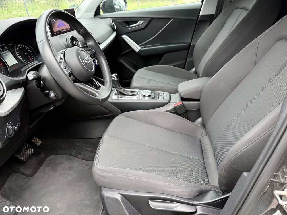 Audi Q2 35 TFSI S tronic design - 17