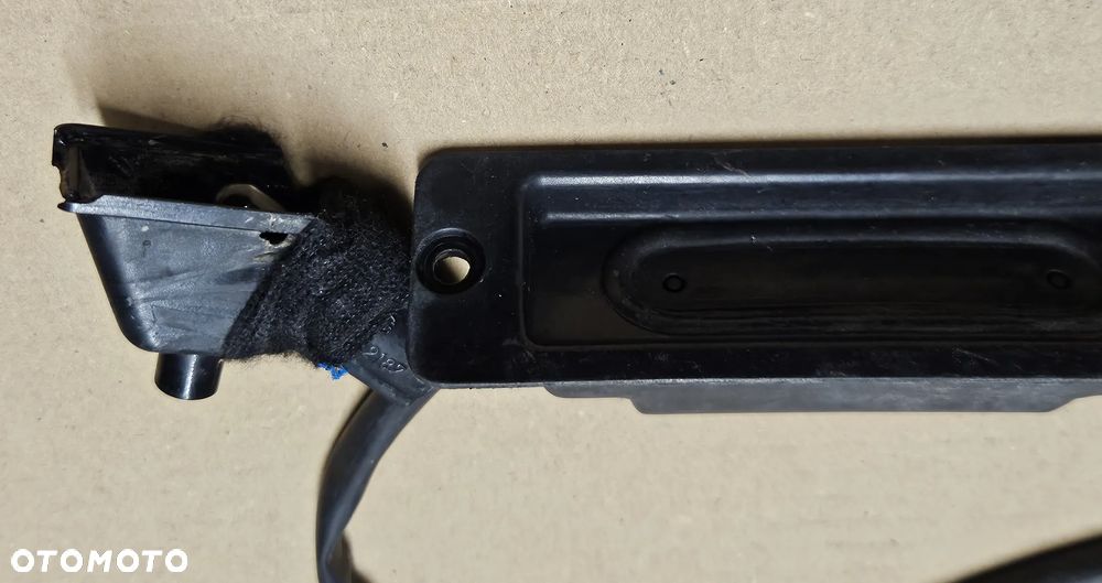 Volvo S60  S80 I lampki tablicy rejestracyjnej mikrostyk klapy - 2