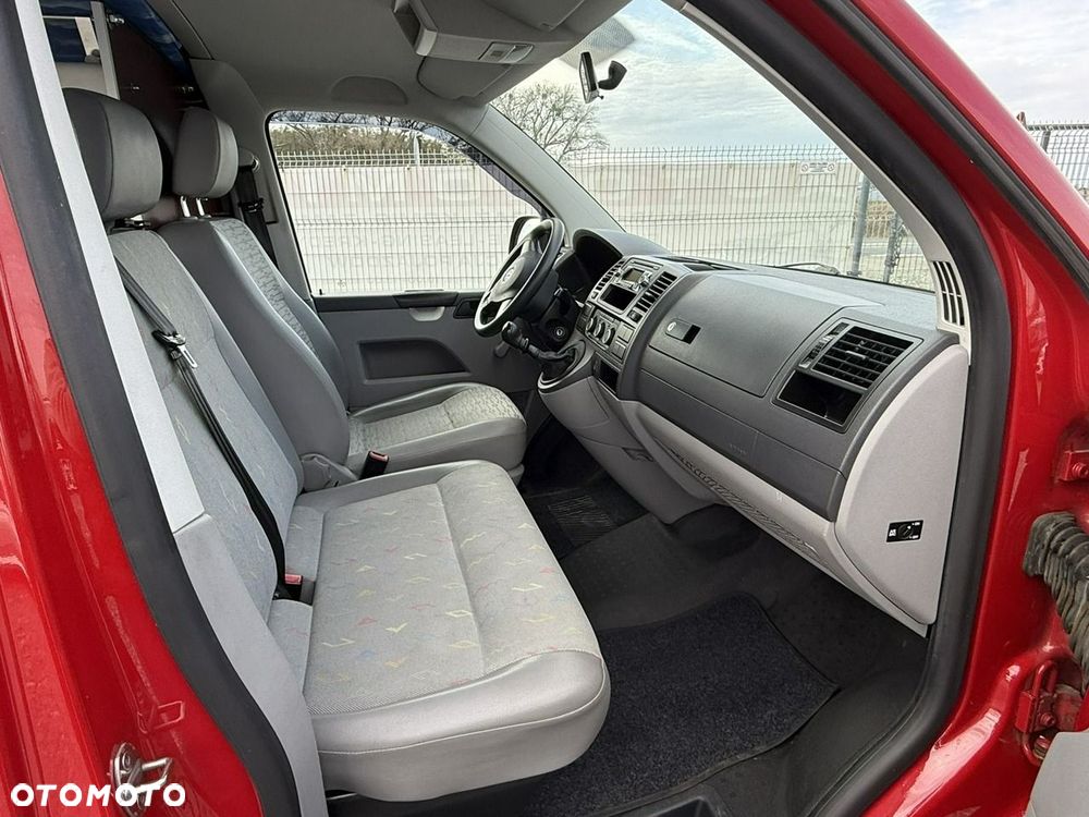 Volkswagen Transporter - 8