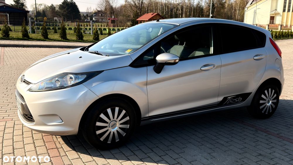 Ford Fiesta 1.25 Titanium - 26