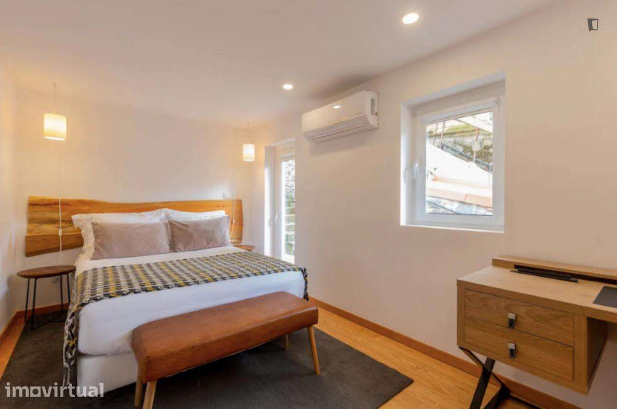 Apartamento com 2 quartos - localizado em Santo Ildefonso Porto - Grande imagem: 2/13
