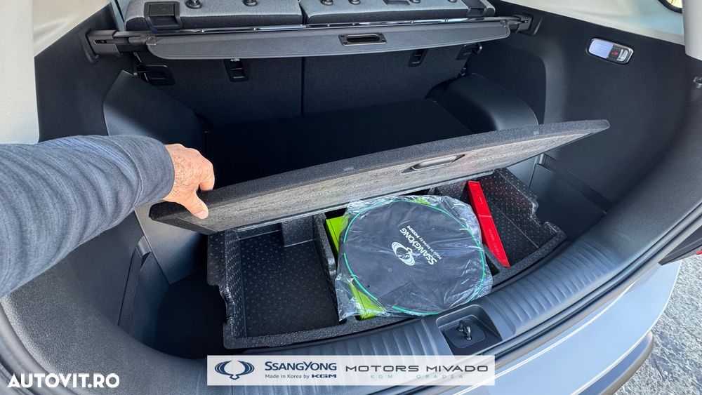 SsangYong Torres EVX 73.4 kWh Premium - 35
