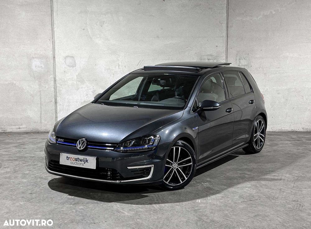 Volkswagen e-Golf - 3