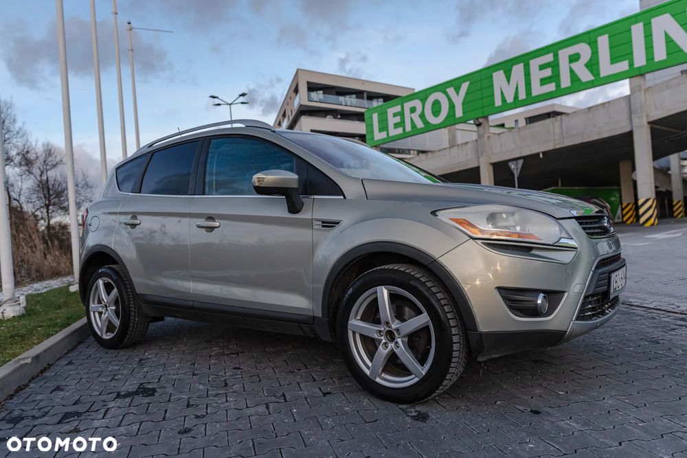 Ford Kuga 2.0 TDCi 4x4 Titanium - 22