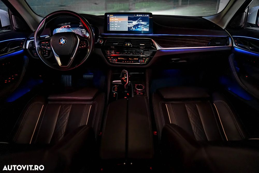 BMW Seria 5 520d Efficient Dynamics Edition Aut. Sport Line - 26