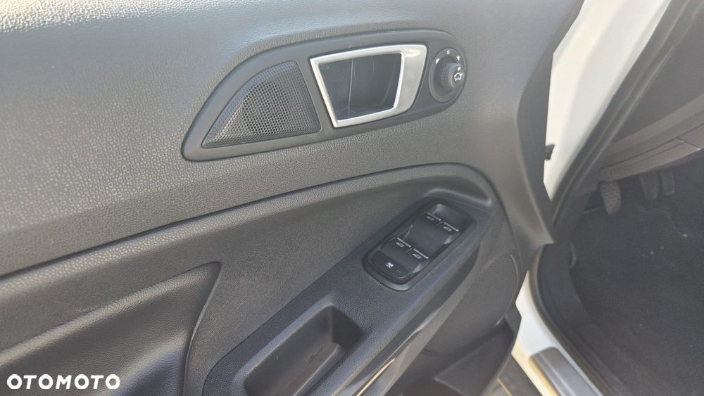 Ford EcoSport 1.0 EcoBoost TREND - 11
