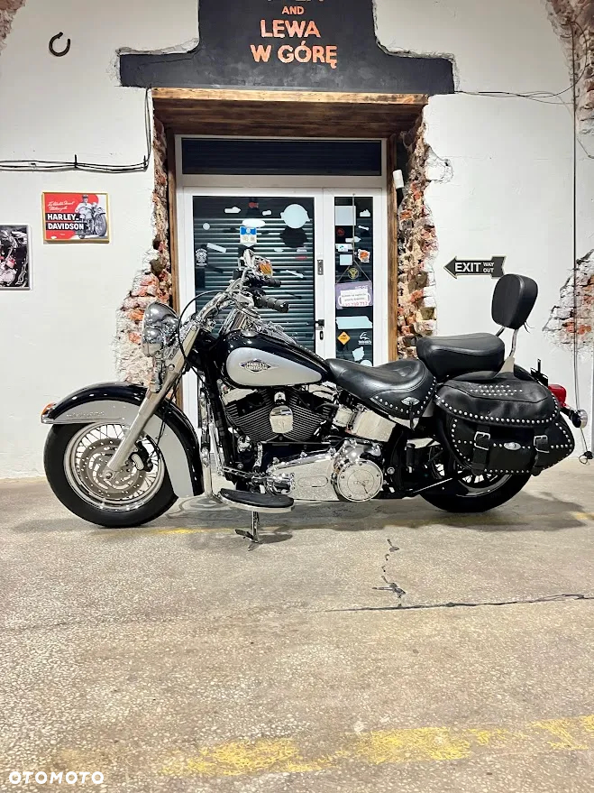 Harley-Davidson Softail Heritage Classic - 12