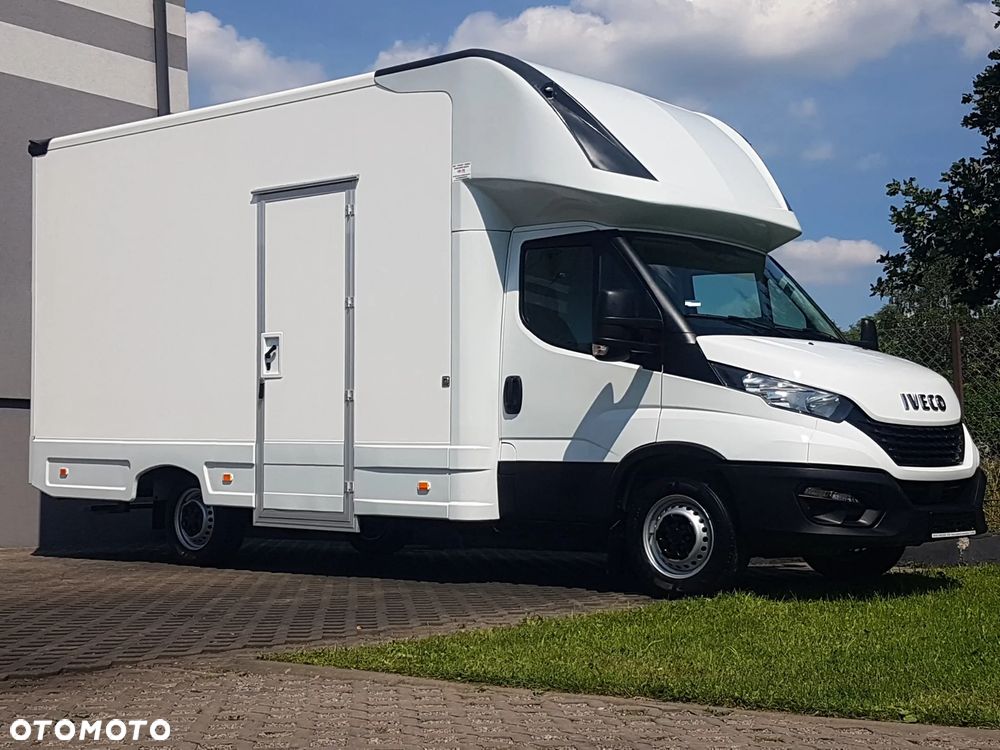Iveco DAILY KONTENER NISKOPODŁOGOWY 4,44x2,23x2,42 SKLEP BAR FOODTRUCK KAMPER KLIMA KONIOWÓZ 35S14 - 30