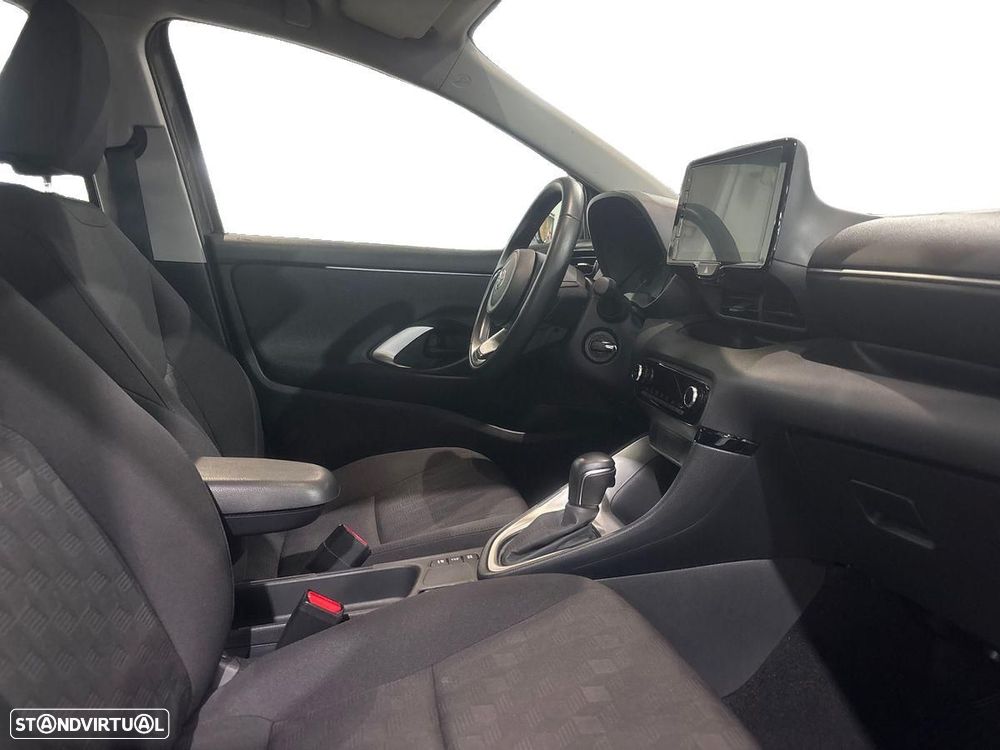 Toyota Yaris - 7