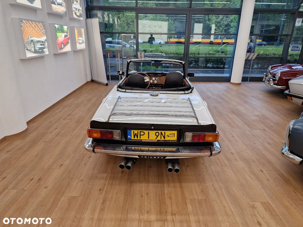 Triumph TR6 - 17