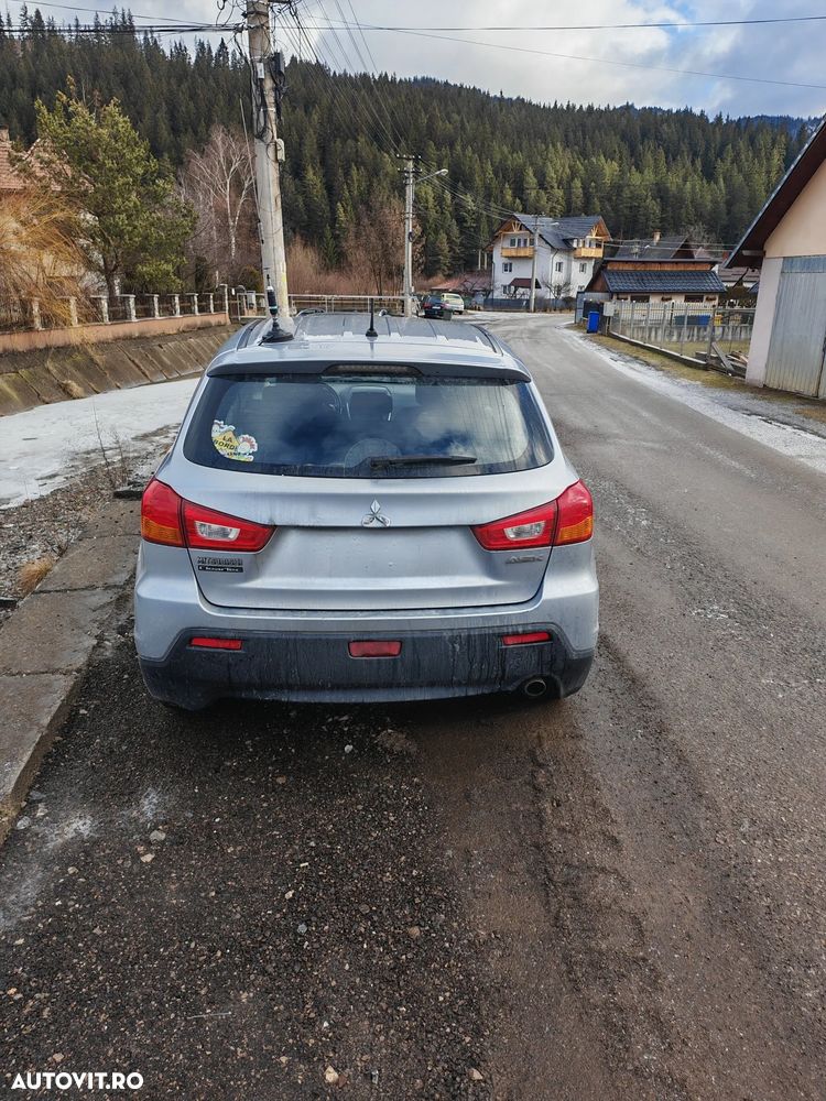 Mitsubishi ASX 1.8 DID 2WD Invite A13 - 3