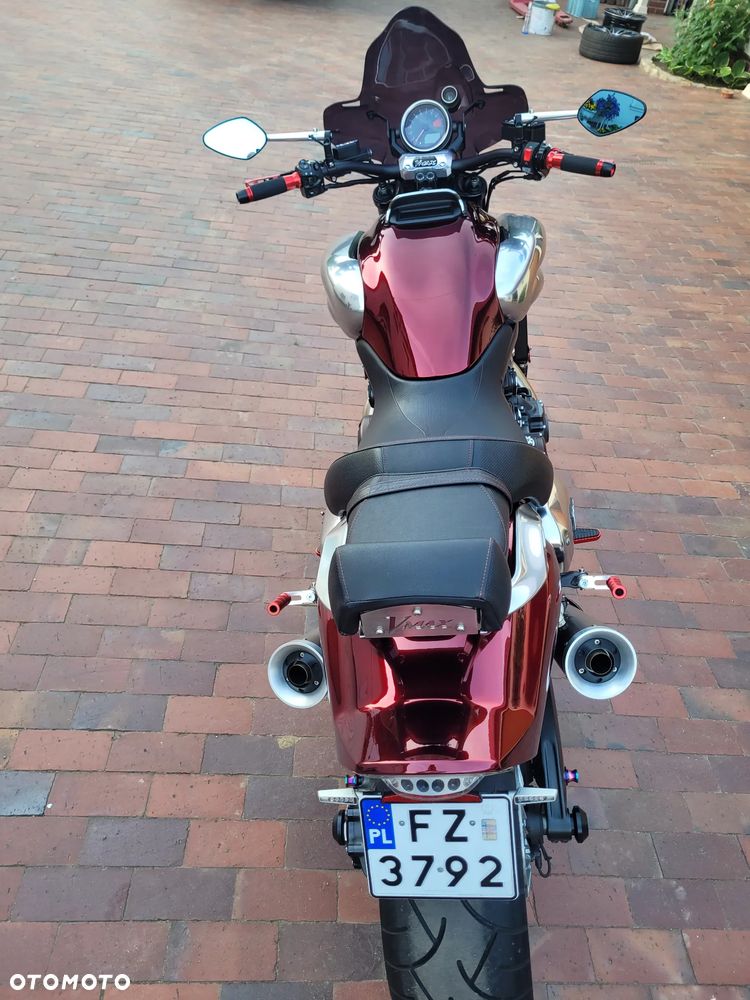 Yamaha V-MAX - 8