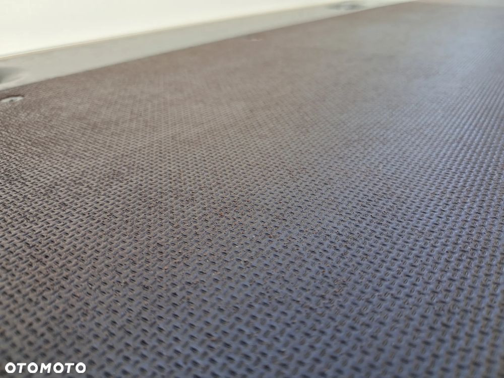 Mercedes-Benz Sprinter - 21