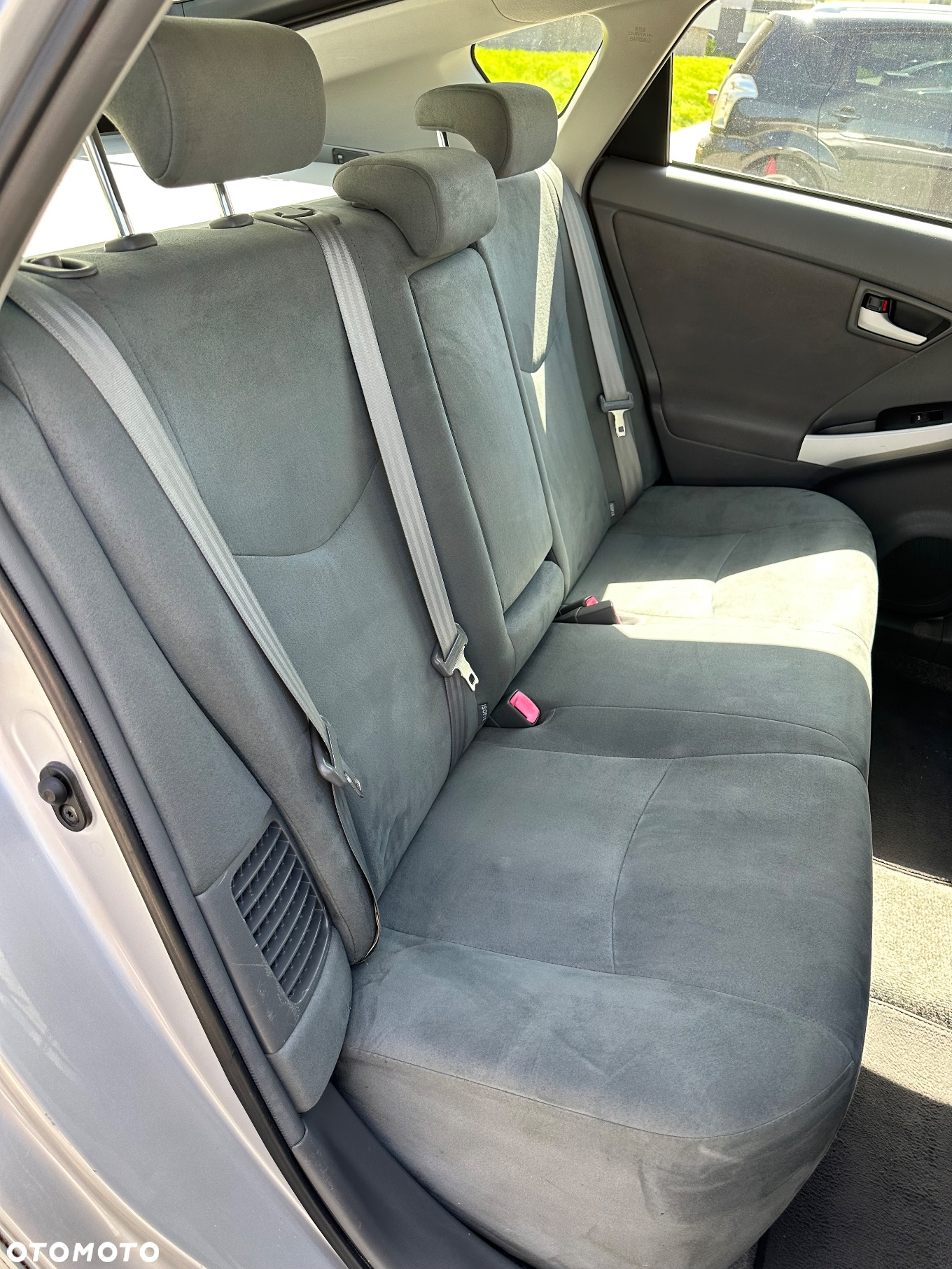 Toyota Prius (Hybrid) Comfort - 17