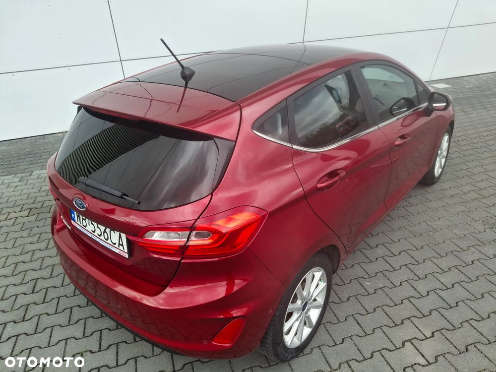 Ford Fiesta 1.0 EcoBoost S&S TITANIUM - 11