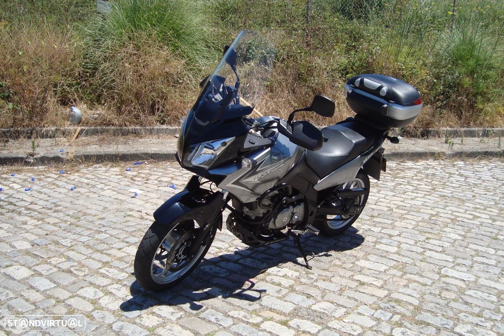 Suzuki v-strom DL-650 - 1