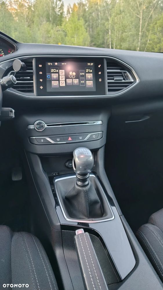 Peugeot 308 BlueHDi 120 Stop & Start Active - 17