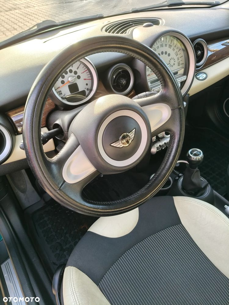 MINI Cooper Standard - 21