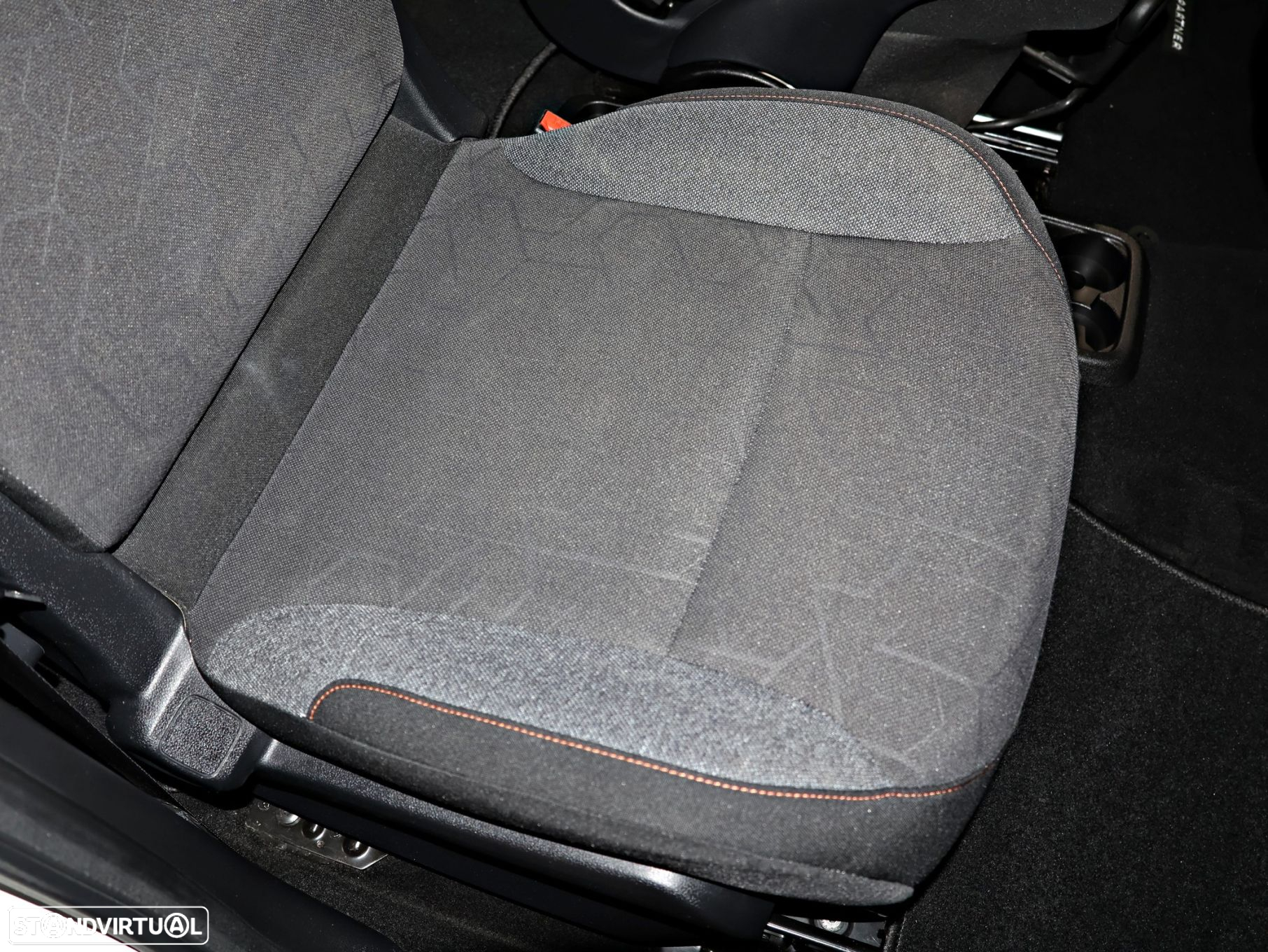 Peugeot Partner 1.6 BlueHDi Confort - 20