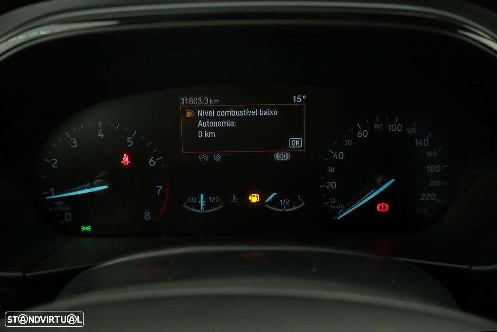 Ford Focus 1.0 EcoBoost MHEV ST-Line - 16